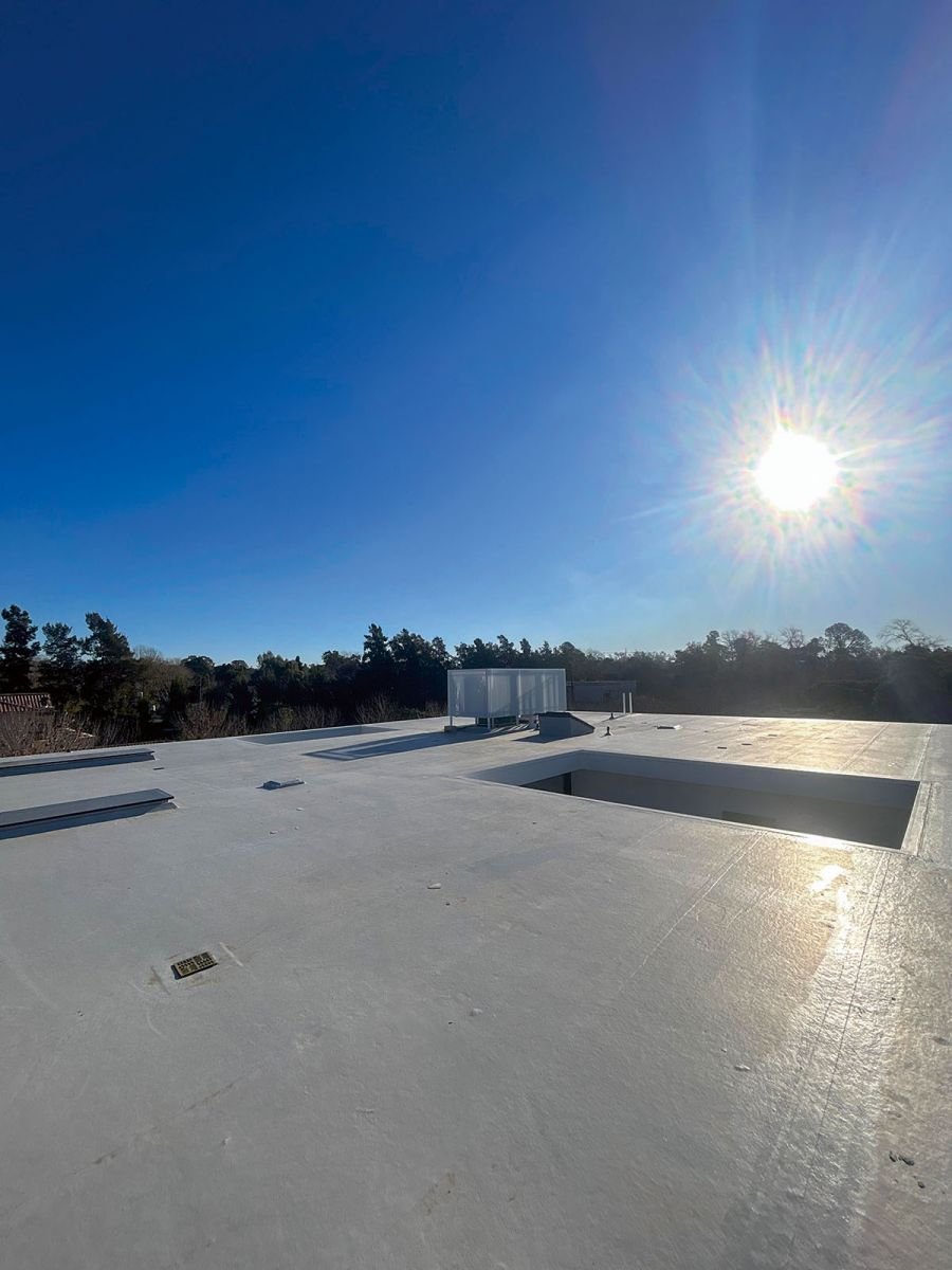 tek-reves-sistema-r-40-membranas-de-caucho-transitables